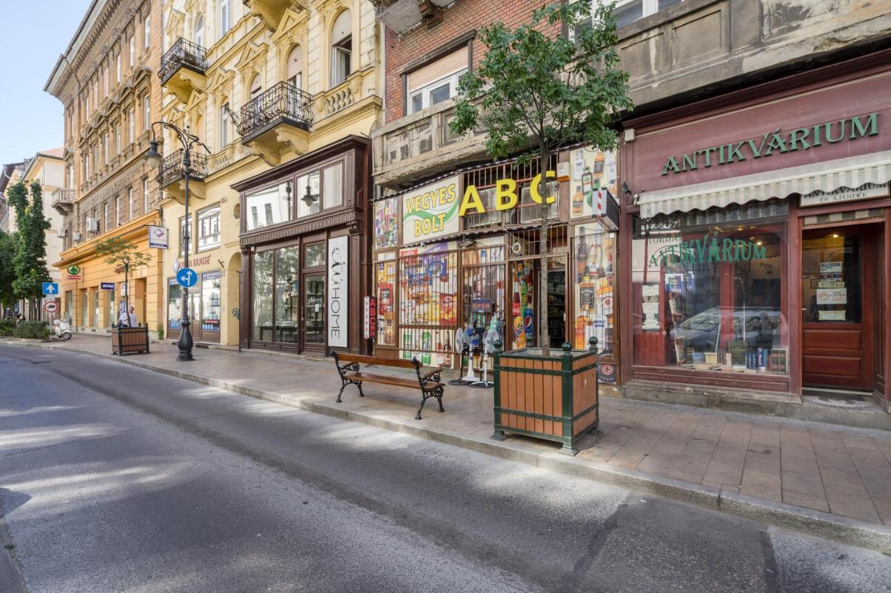 BpR Király Street Nest with A/C Apartamento Budapeste Exterior foto